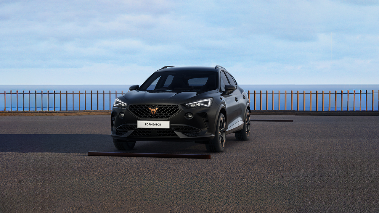 CUPRA Formentor VZx in Midnight Black