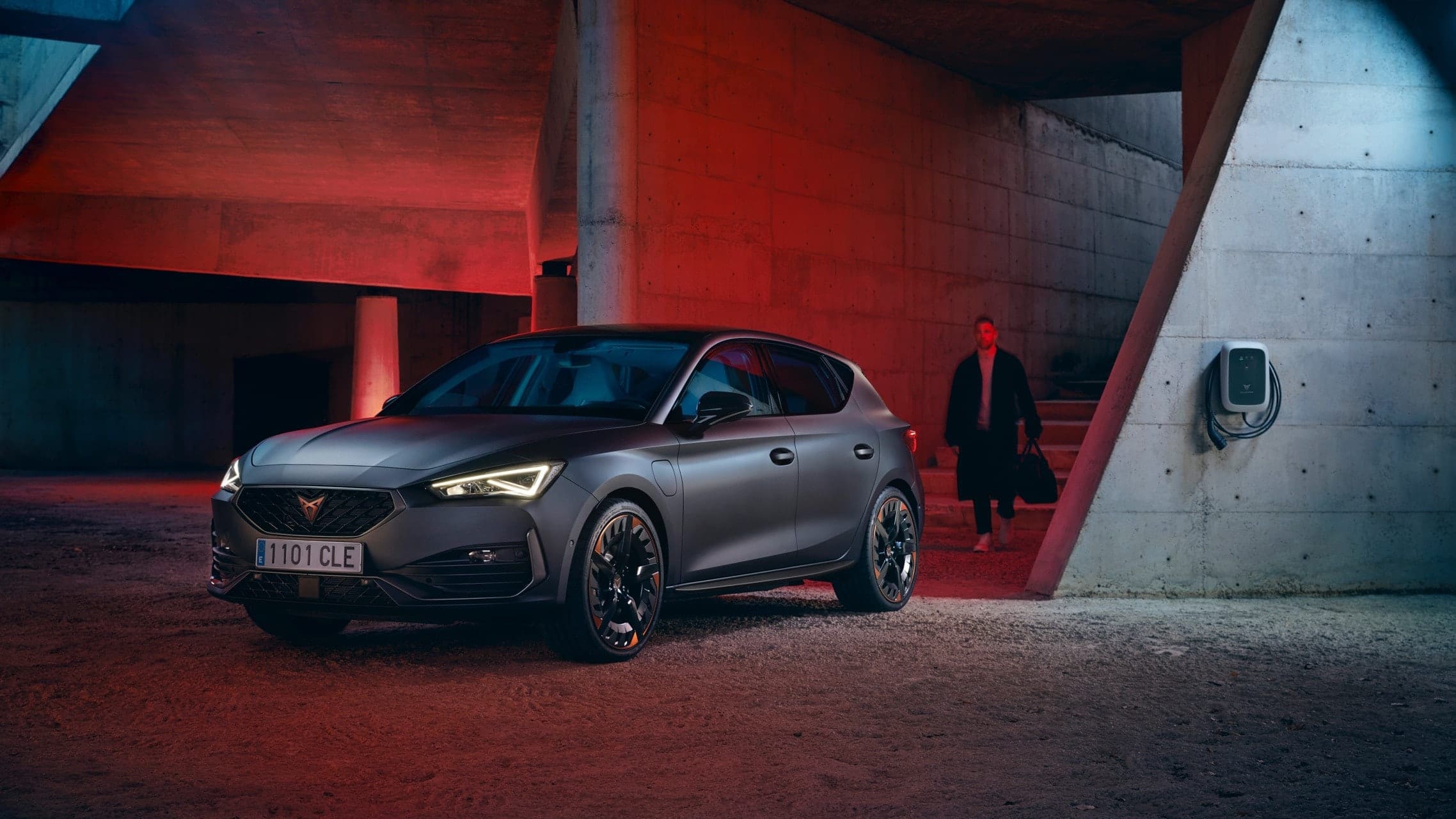 CUPRA Leon VZe plug-in hybrid