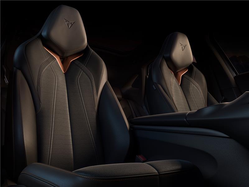 black and copper accent 2024 cupra tavascan bucket seats 